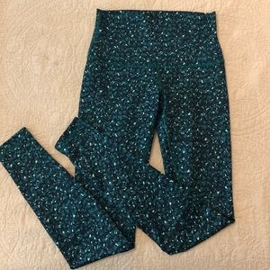 Lululemon Wunder Under Size 8